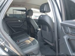 
										2020 Audi Q5 full									