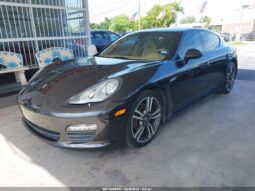 
										2012 Porsche Panamera full									