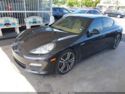 
										2012 Porsche Panamera full									