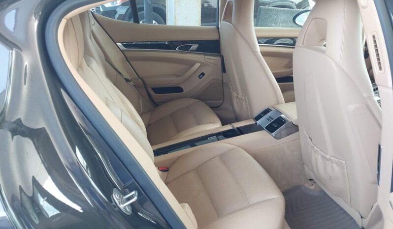 
								2012 Porsche Panamera full									