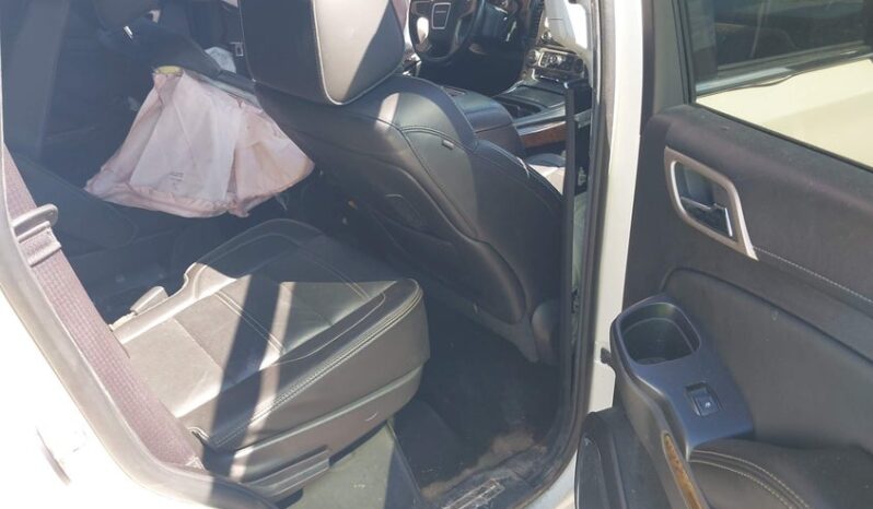 
								2015 Gmc Yukon full									