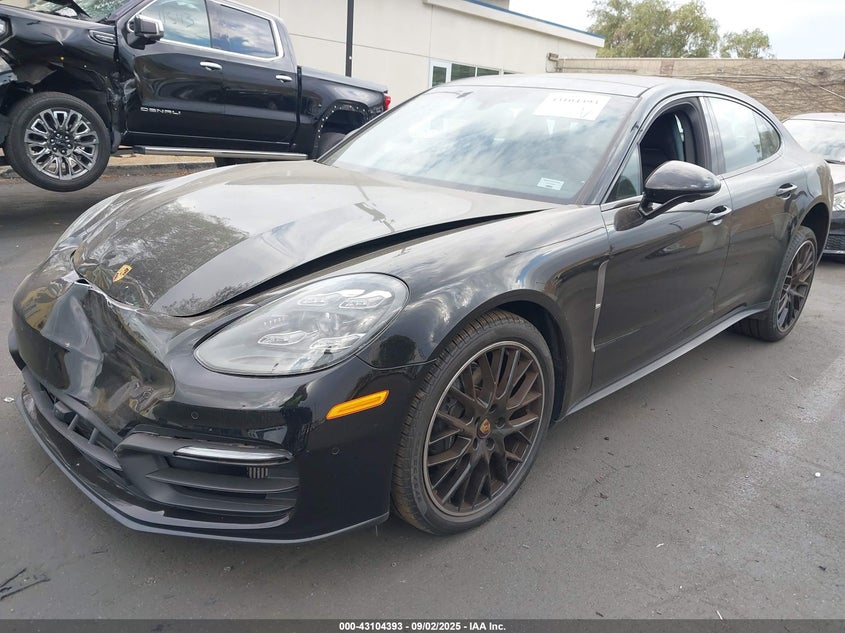 2022 Porsche Panamera