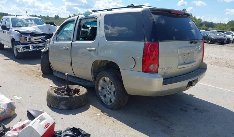 
								2014 Gmc Yukon full									