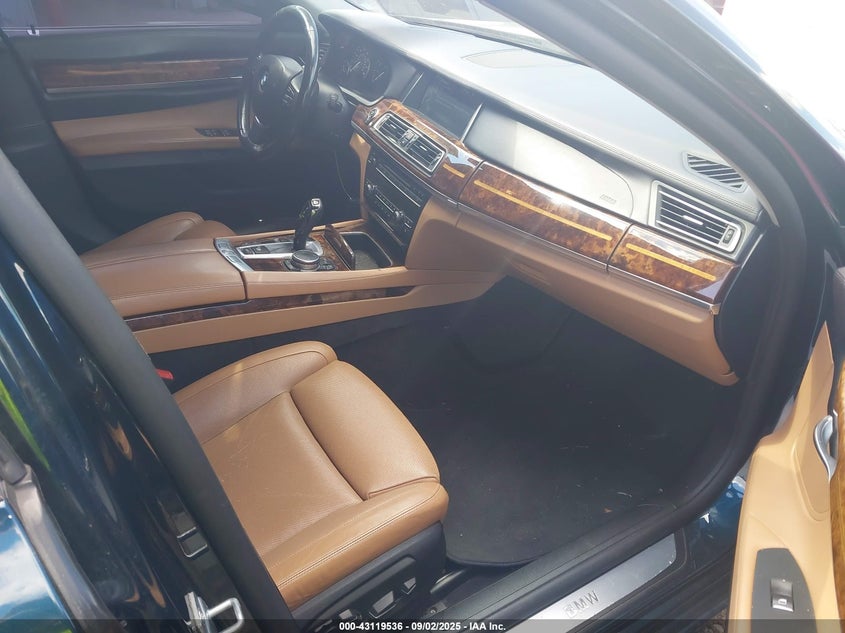 2013 BMW 750li
