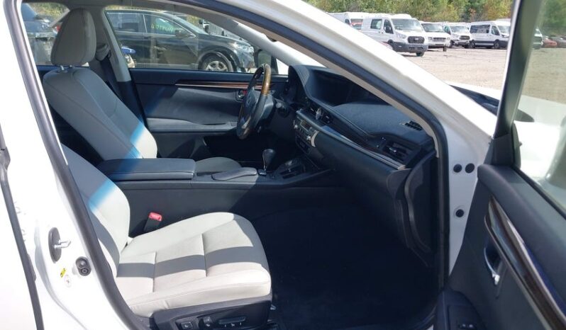 
								2015 Lexus Es 350 full									