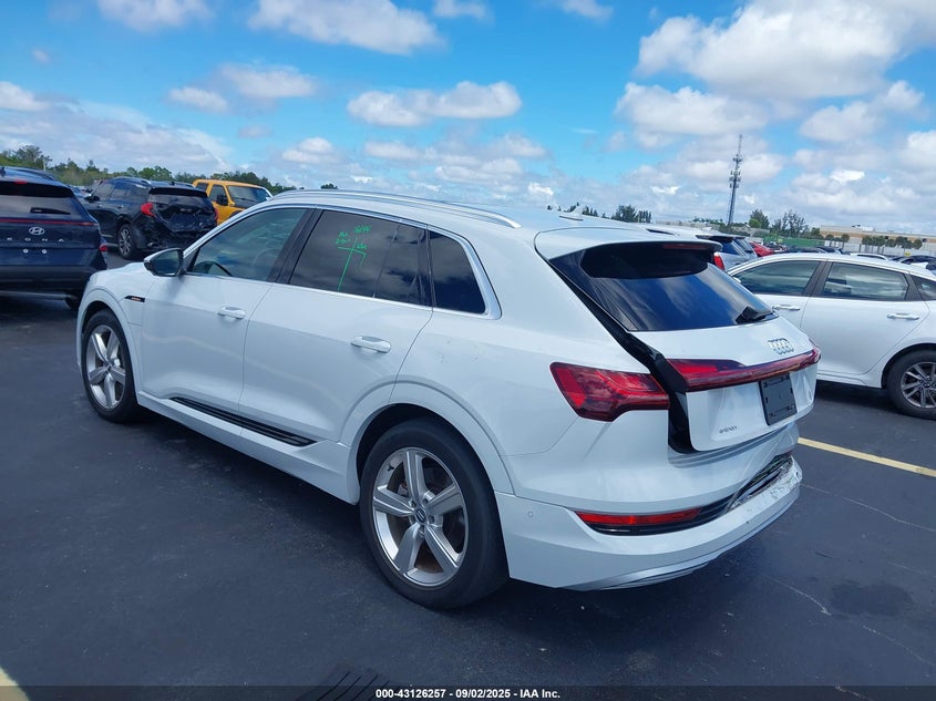2019 Audi E-tron