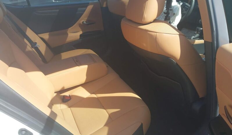 
								2025 Lexus Es 350 full									