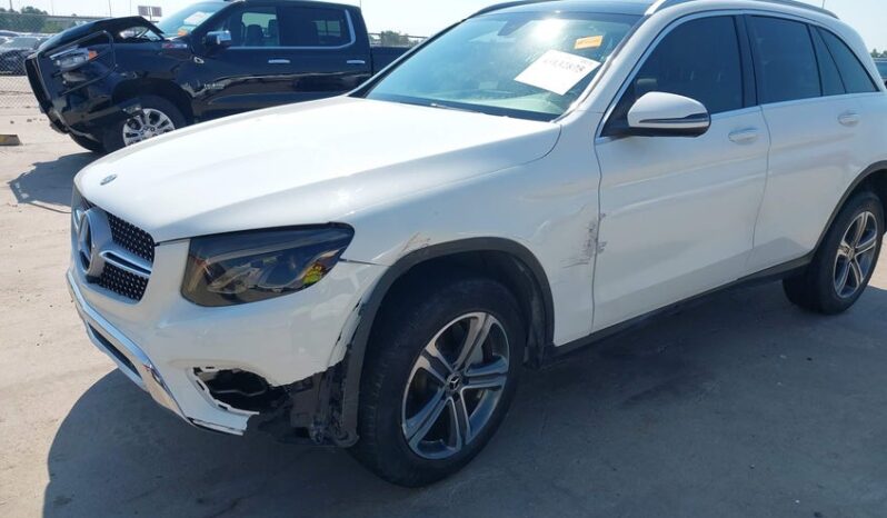 
								2019 Mercedes-benz Glc 300 full									