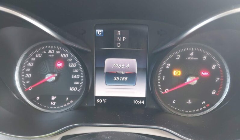 
								2019 Mercedes-benz Glc 300 full									