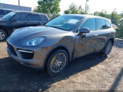 
										2013 Porsche Cayenne full									