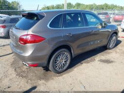 
										2013 Porsche Cayenne full									