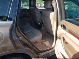 
										2013 Porsche Cayenne full									
