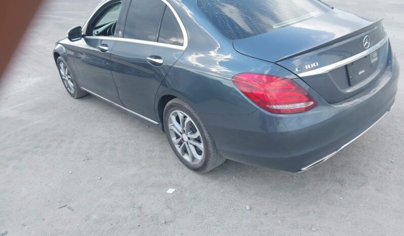 
								2015 Mercedes-benz C 300 full									