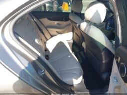 
										2020 Mercedes-benz C full									