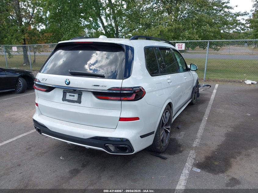 2024 BMW X7