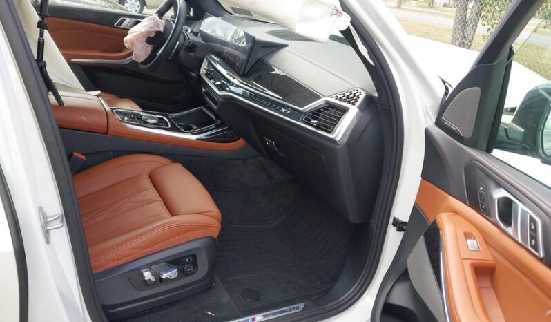 
								2024 BMW X7 full									