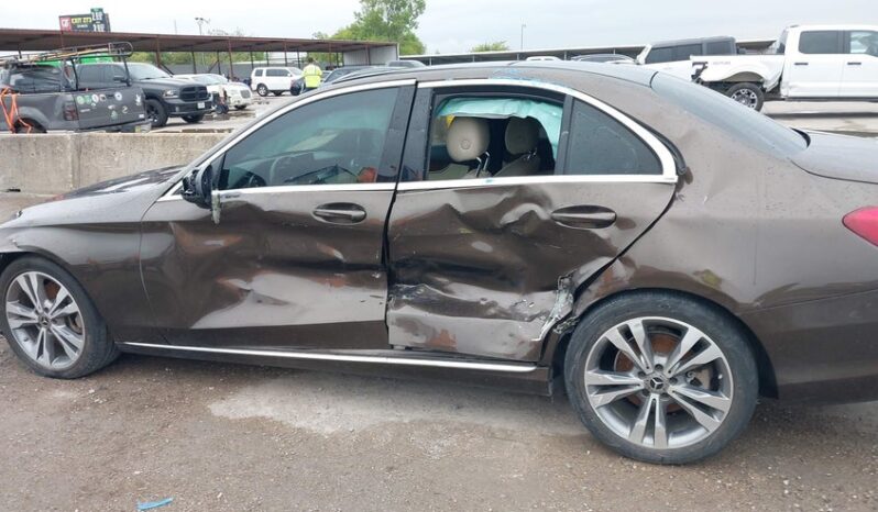 
								2018 Mercedes-benz C 300 full									