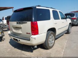 
										2013 Gmc Yukon full									