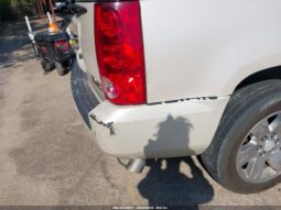 
										2013 Gmc Yukon full									
