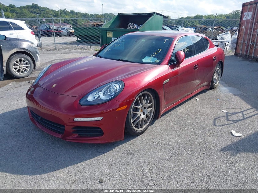 2016 Porsche Panamera