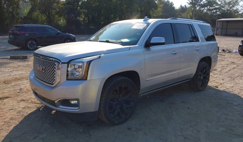 
								2017 Gmc Yukon full									