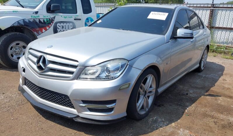 
								2012 Mercedes-benz C 250 full									