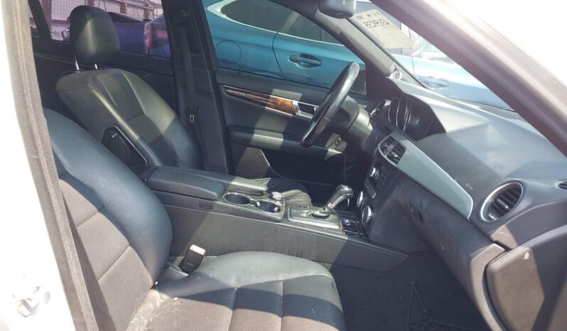 
								2012 Mercedes-benz C 250 full									