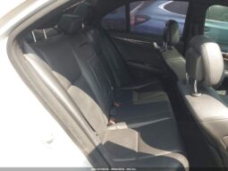
										2012 Mercedes-benz C 250 full									
