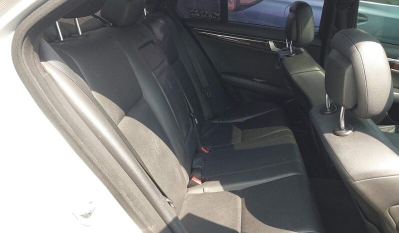 
								2012 Mercedes-benz C 250 full									
