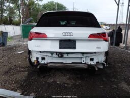 
										2021 Audi Q5 full									