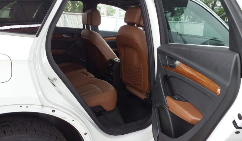 
								2021 Audi Q5 full									