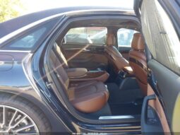 
										2015 Audi A8 full									