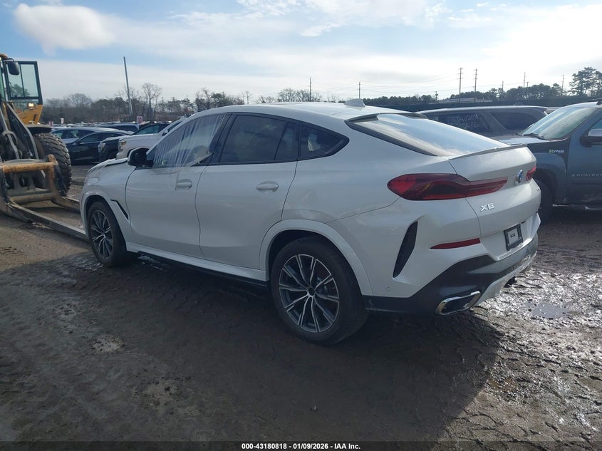 2022 BMW X6