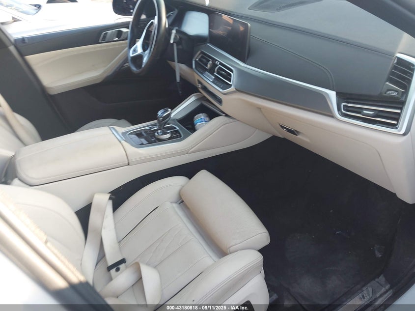 2022 BMW X6