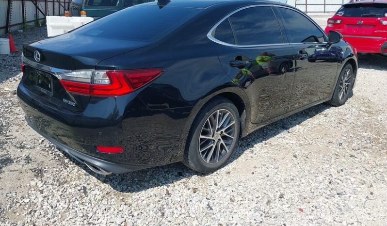 
								2017 Lexus Es 350 full									