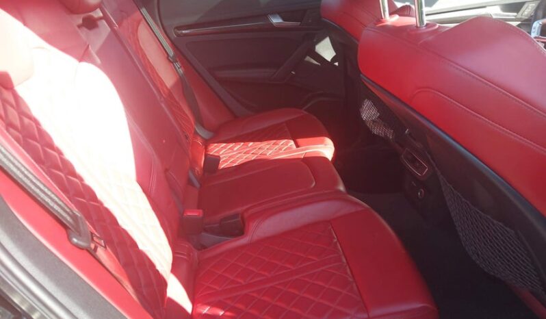 
								2019 Audi Sq5 full									