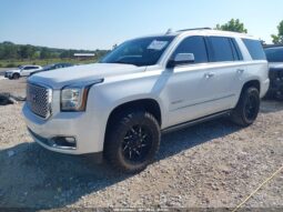 
										2017 Gmc Yukon full									