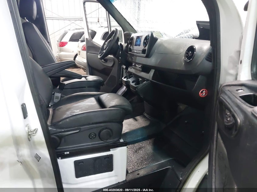 2024 Mercedes-benz Sprinter