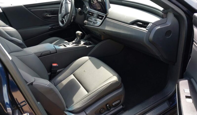 
								2024 Lexus Es 350 full									