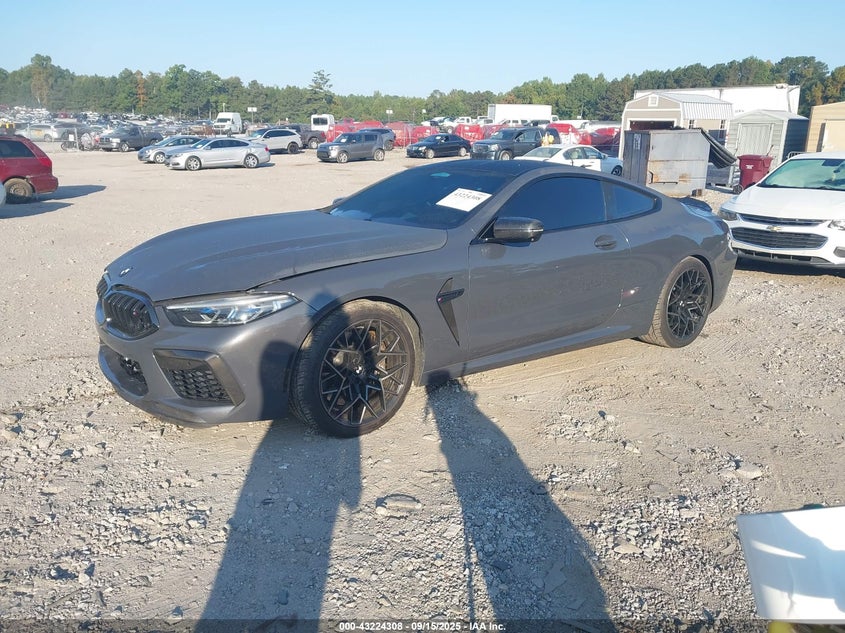 2020 BMW M8