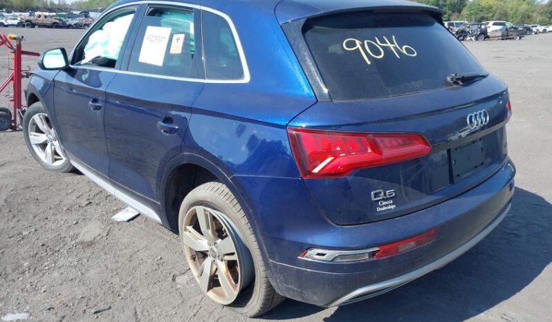 
								2019 Audi Q5 full									