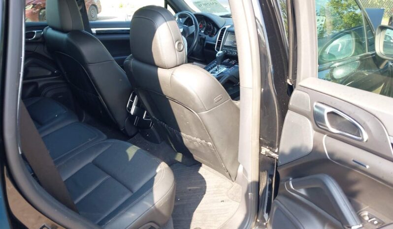 
								2014 Porsche Cayenne full									