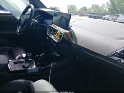 
										2022 BMW X3 full									
