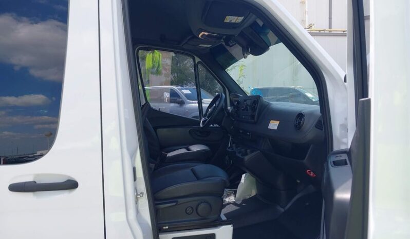 
								2023 Mercedes-benz Sprinter full									