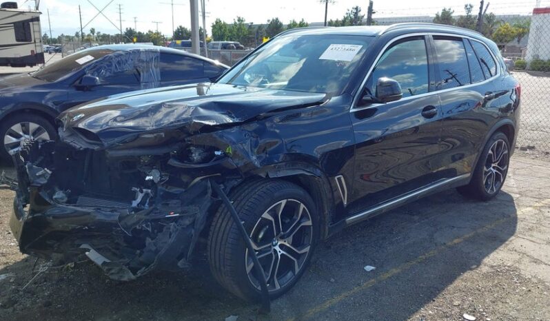 
								2019 BMW X5 full									