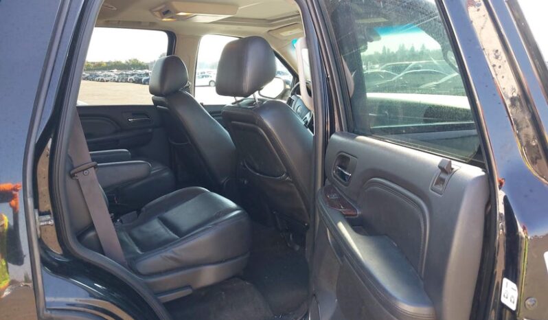 
								2014 Gmc Yukon full									