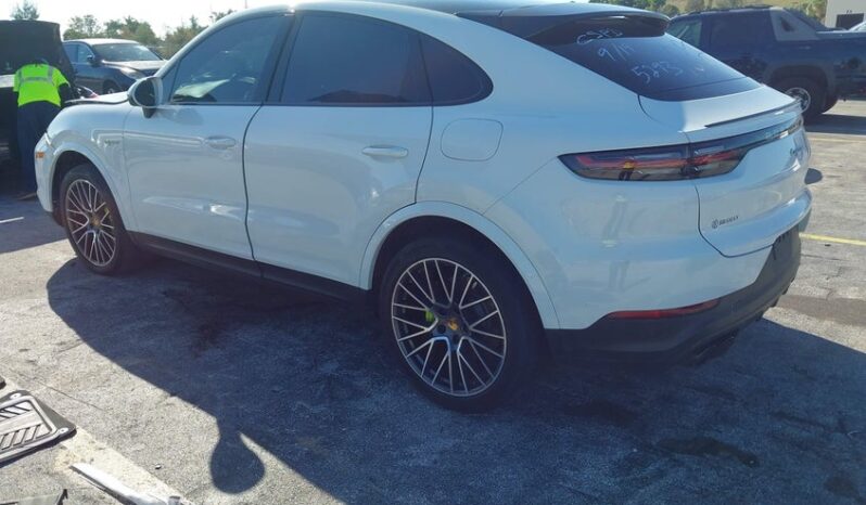 
								2020 Porsche Cayenne full									