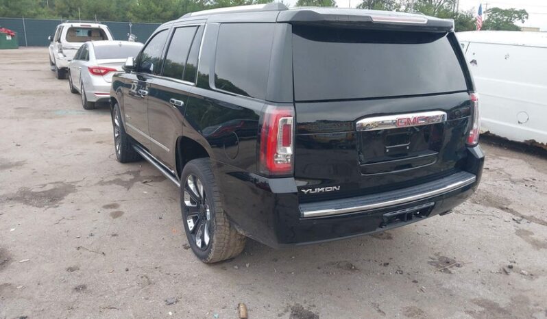 
								2019 Gmc Yukon full									