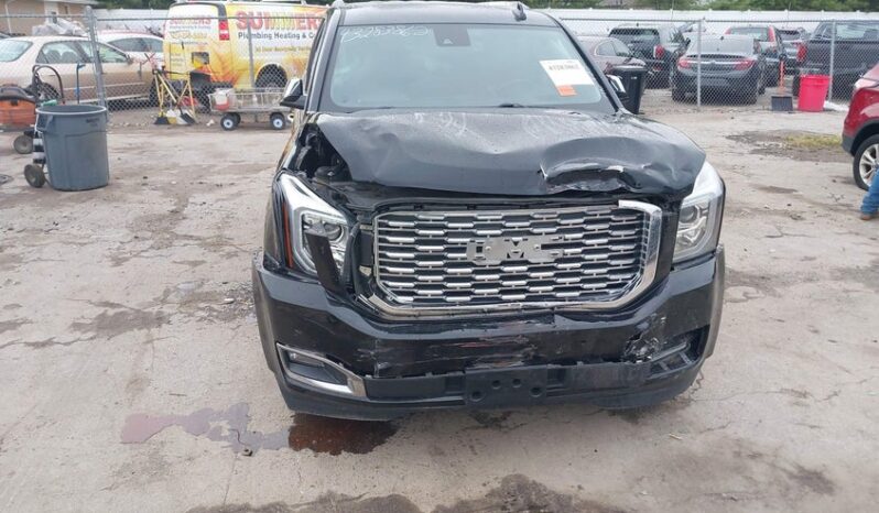 
								2019 Gmc Yukon full									