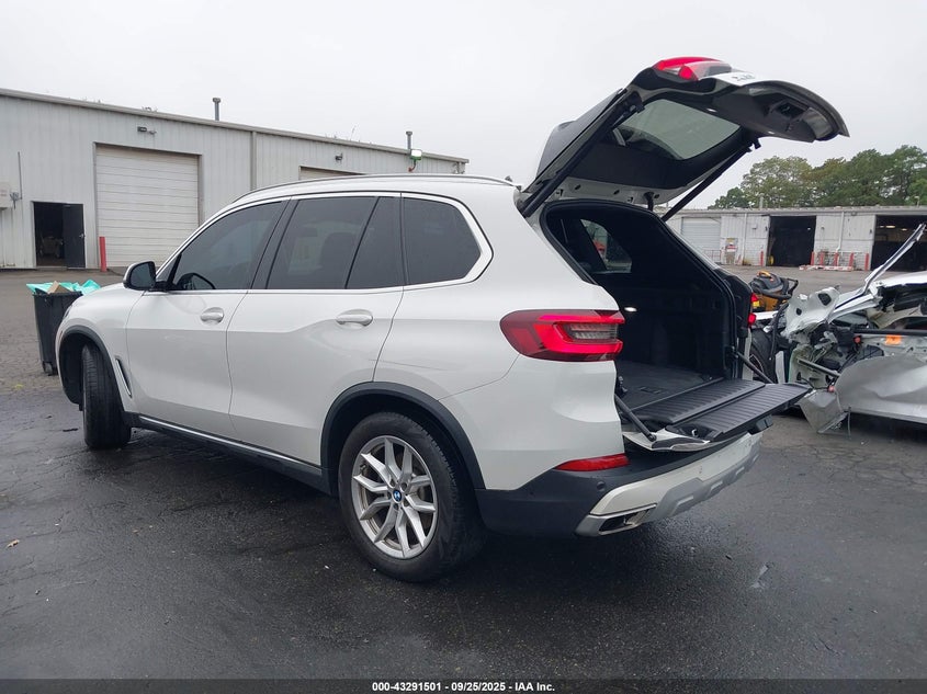 2021 BMW X5